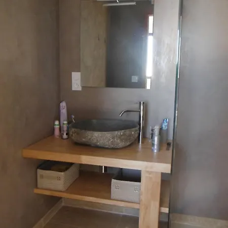 Entre Et Montagne Cartalavonu Tatil Evi *