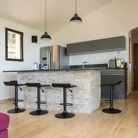 Tatil Evi Entre Et Montagne Cartalavonu *