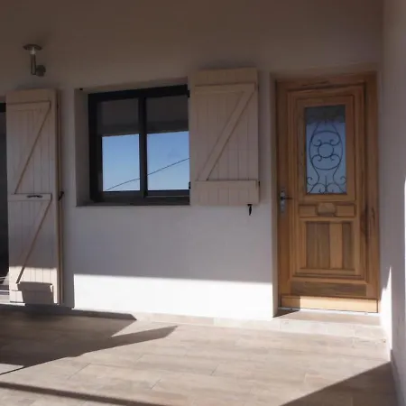 Entre Et Montagne Cartalavonu Tatil Evi *