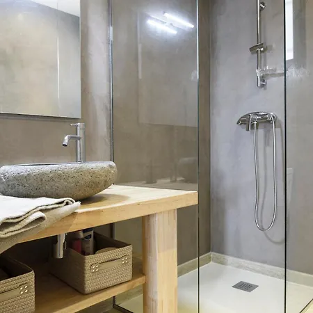 Tatil Evi Entre Et Montagne Cartalavonu